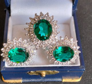 Conjunto Vintage Anillo y Pendientes Verde