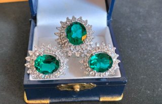 Conjunto Vintage Anillo y Pendientes Verde