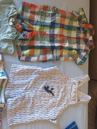Lote 18: Ropa 6-9 Meses verano