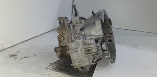 Caja de cambios renault 206671 820015639 megane ii