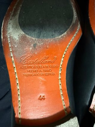 Mocasines Castellano de piel y hebilla dorada