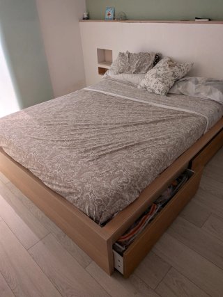 Cama Malm + colchón
