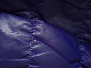 Chaqueta acolchada reversible morado y rosa