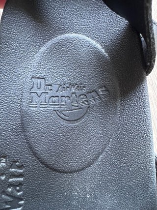 Sandalias Dr. Martens Plataforma Negras
