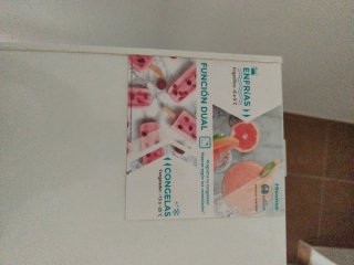 Congelador vertical Hisense