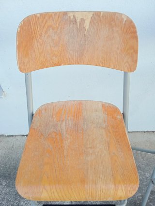 Taburetes altos madera y metal con respaldo
