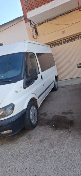 Ford E-Transit 2002