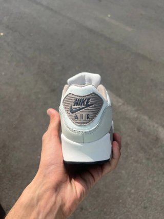 Nike Air Max 90