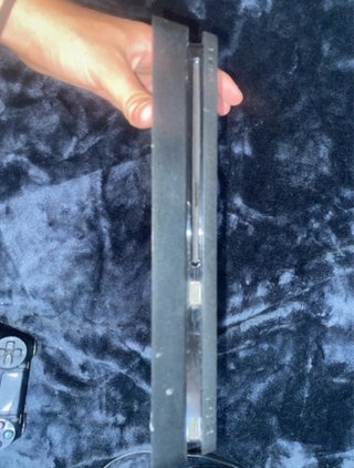 Playstation 4 Slim PS4