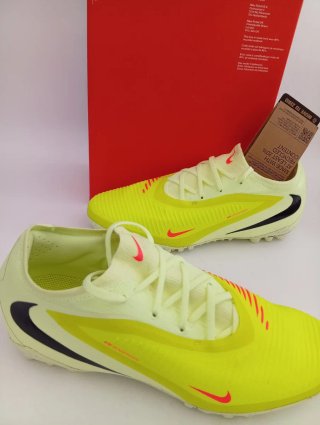 Nike tg 39 reactx Phantom 6 low pro TF nuove