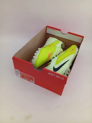 Nike tg 39 reactx Phantom 6 low pro TF nuove