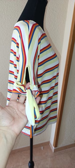 Camiseta de rayas multicolor