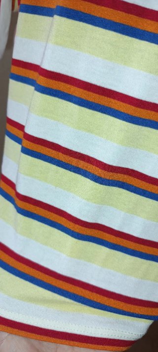 Camiseta de rayas multicolor