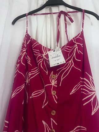 Vestido midi Zara floral