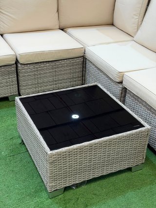 Conjunto de terraza rinconera beige y gris