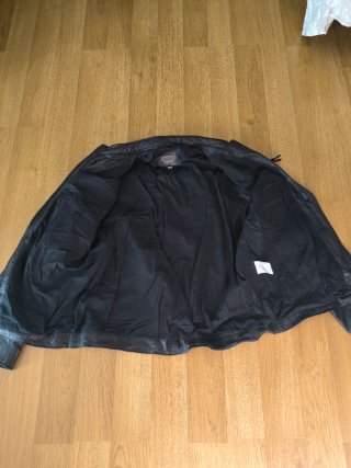 Chaqueta de cuero hombre negra