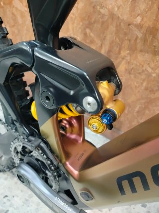 Mondraker Crafty XR de 800 Wh 120 Nw Ohlins