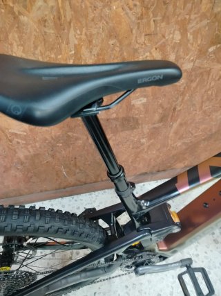 Mondraker Crafty XR de 800 Wh 120 Nw Ohlins