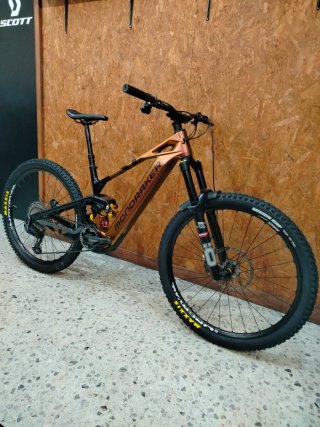 Mondraker Crafty XR de 800 Wh 120 Nw Ohlins
