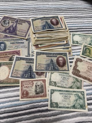 Lote 110 Billetes Banco de España Pesetas