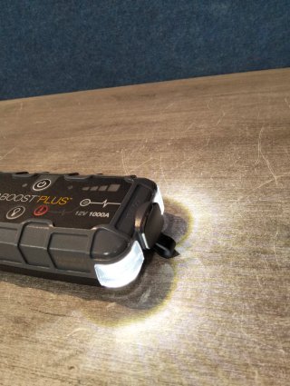 NOCO Boost GB40: Arrancador de Batería de Litio