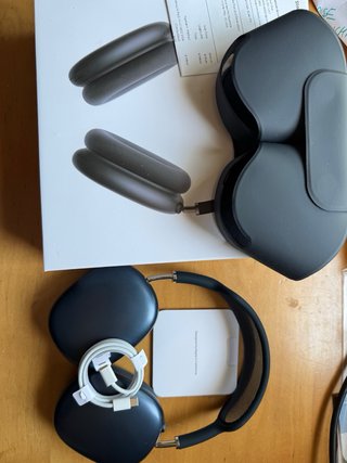 AirPods Max 2a generacion con Ticket