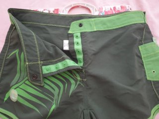 Pantalón Bañador NUEVO estampado hojas verde