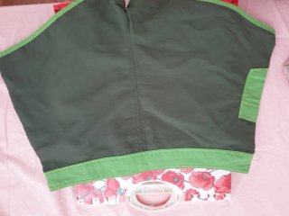 Pantalón Bañador NUEVO estampado hojas verde