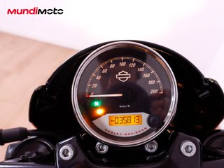 HARLEY DAVIDSON STREET ROD 750 ABS
