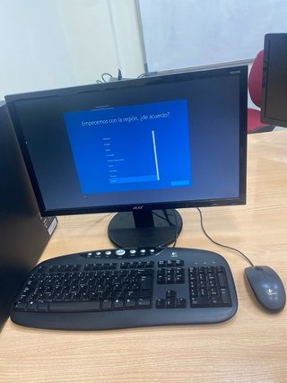 Conjunto Informático Acer Aspire TC-605