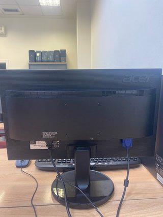 Conjunto Informático Acer Aspire TC-605