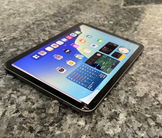 iPad Mini 6, 64 GB Gris sin iCloud LEA DESCRIPCIÓN