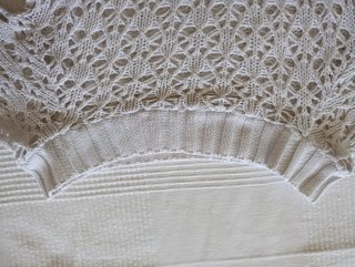 Jersey calado blanco con manga francesa
