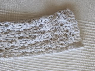 Jersey calado blanco con manga francesa