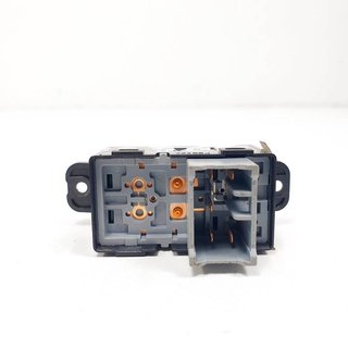 MANDO ELEVALUNAS DELANTERO DERECHO SSANGYONG SSANGYONG TIVOLI 2015-0