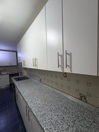 Muebles de cocina blancos. Urge venta.