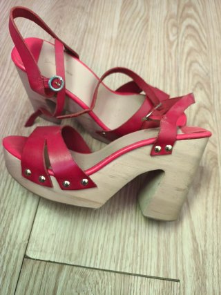 Sandalia Stradivarius n 39
