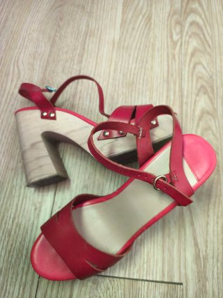 Sandalia Stradivarius n 39