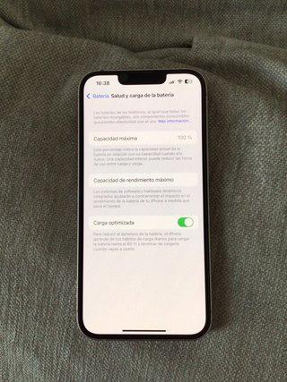 iPhone 13 rosa.