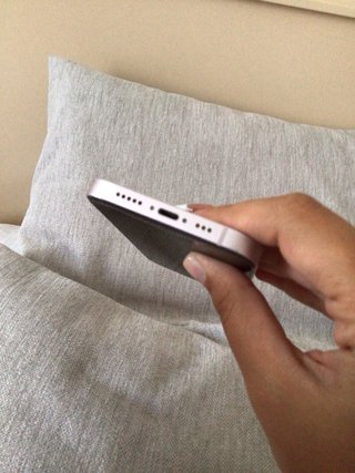 iPhone 13 rosa.