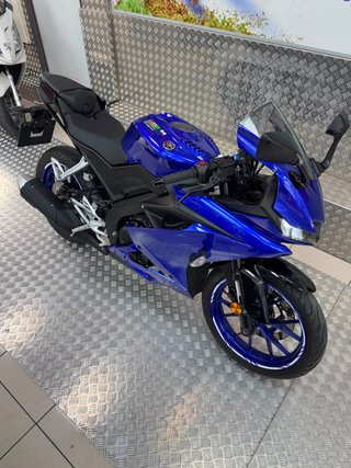 Yamaha YZF125R 2024 - 7.800 Kms
