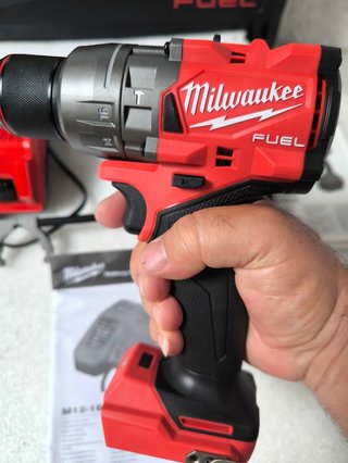 Taladro Percutor Milwaukee M18 FPD3 FUEL 158Nm