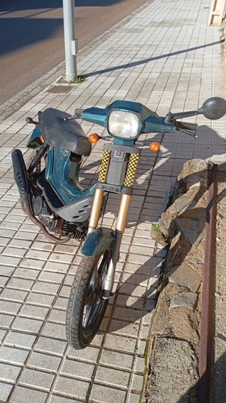 Derbi variant para montar