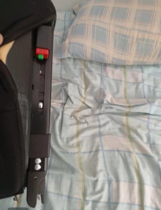Alzador de niños para coche