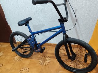 Bicicleta BMX Azul