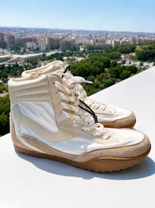 Zapatillas Zara altas beige/blancas Talla 40