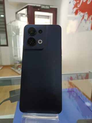 OPPO Reno8 Negro 5G 256GB