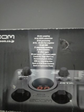 Pedal di effetti per chitarra ZOOM G1X