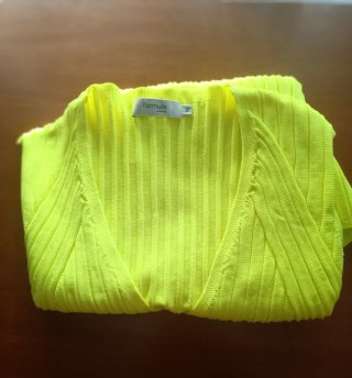 Camiseta nueva, sin mangas amarilla