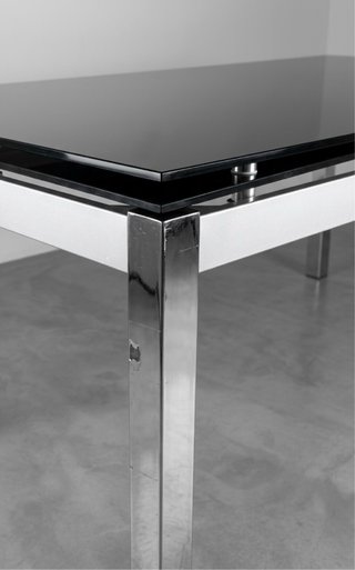 Mesa extensible cristal negro